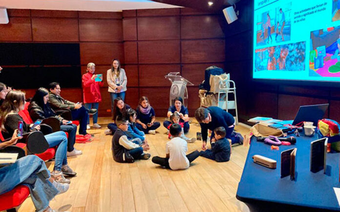 Taller para profes, madres, padres y mediadores Crecer leyendo: La literatura y las emociones